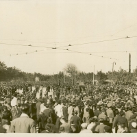 AUTOR DESCONOCIDO. La comitiva con el féretro desfilando por las calles de Valencia. 1933. ES.462508.ADPV/Fondo Fotográfico, nº 08898